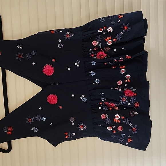 J CREW TOP - Picture 4 of 4